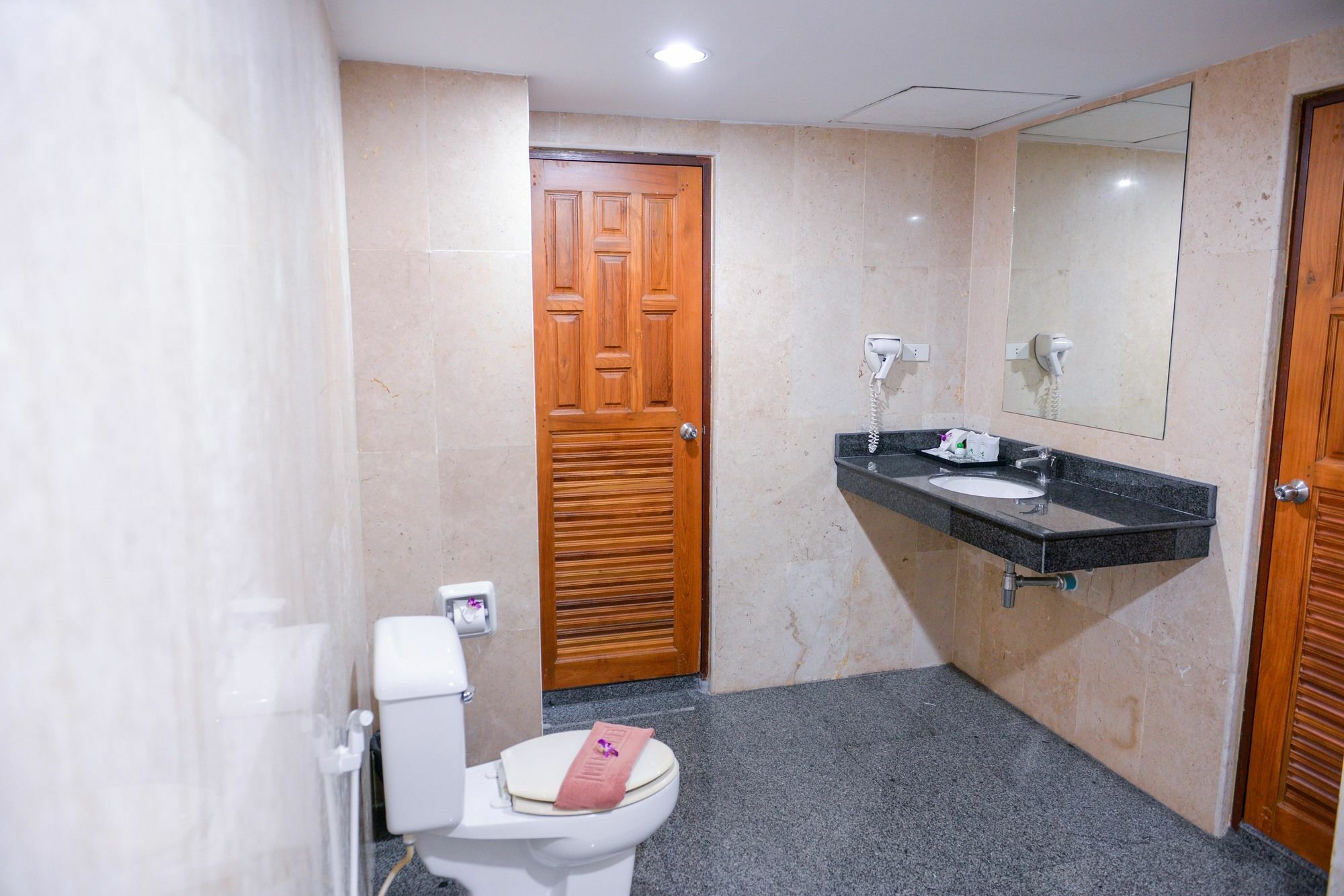 Sandy Spring Hotel Pattaya Exterior foto